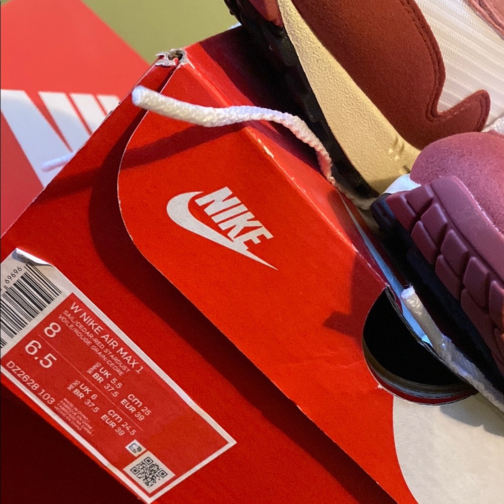 Nike Pink and Cream Sneakers with Air Max Cushioning - Picture 5 of 5